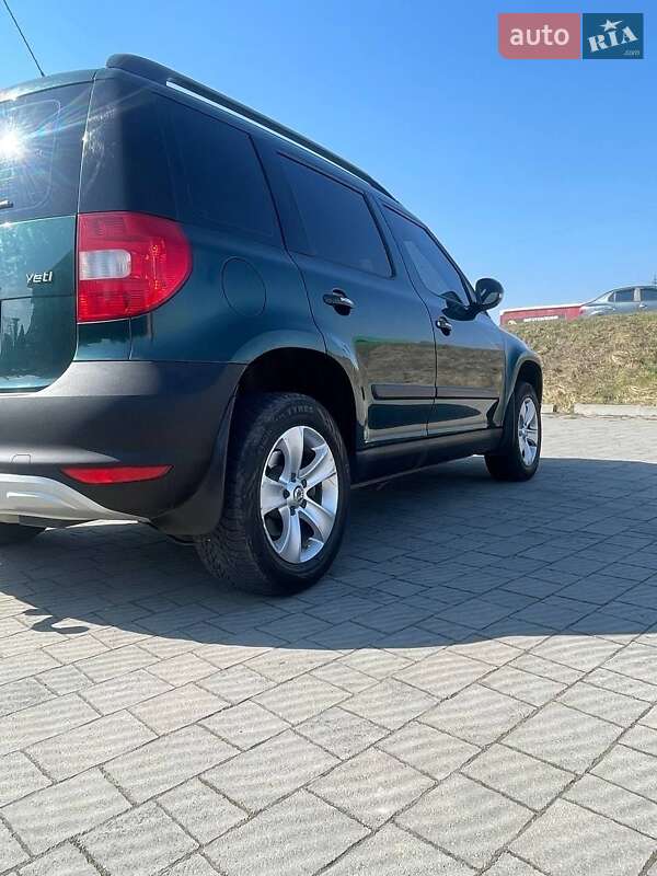 Внедорожник / Кроссовер Skoda Yeti 2009 в Стрые
