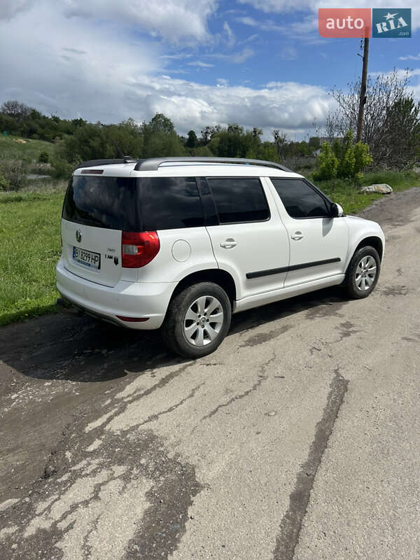 Внедорожник / Кроссовер Skoda Yeti 2011 в Полтаве