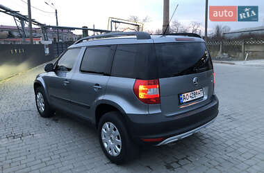 Внедорожник / Кроссовер Skoda Yeti 2010 в 