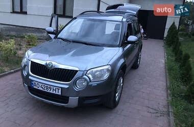 Внедорожник / Кроссовер Skoda Yeti 2010 в 