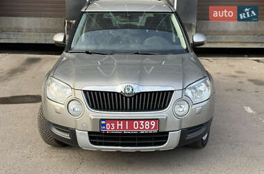 Позашляховик / Кросовер Skoda Yeti 2013 в 