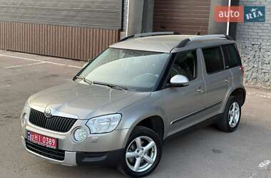 Внедорожник / Кроссовер Skoda Yeti 2013 в Луцке