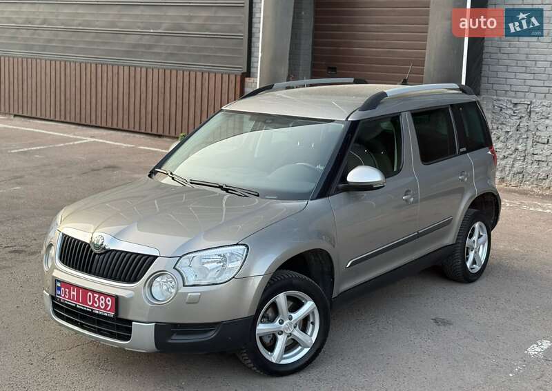 Позашляховик / Кросовер Skoda Yeti 2013 в 