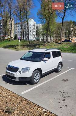 Внедорожник / Кроссовер Skoda Yeti 2011 в Хмельницком