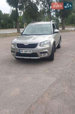 Внедорожник / Кроссовер Skoda Yeti 2013 в Днепре