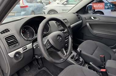 Внедорожник / Кроссовер Skoda Yeti 2014 в 