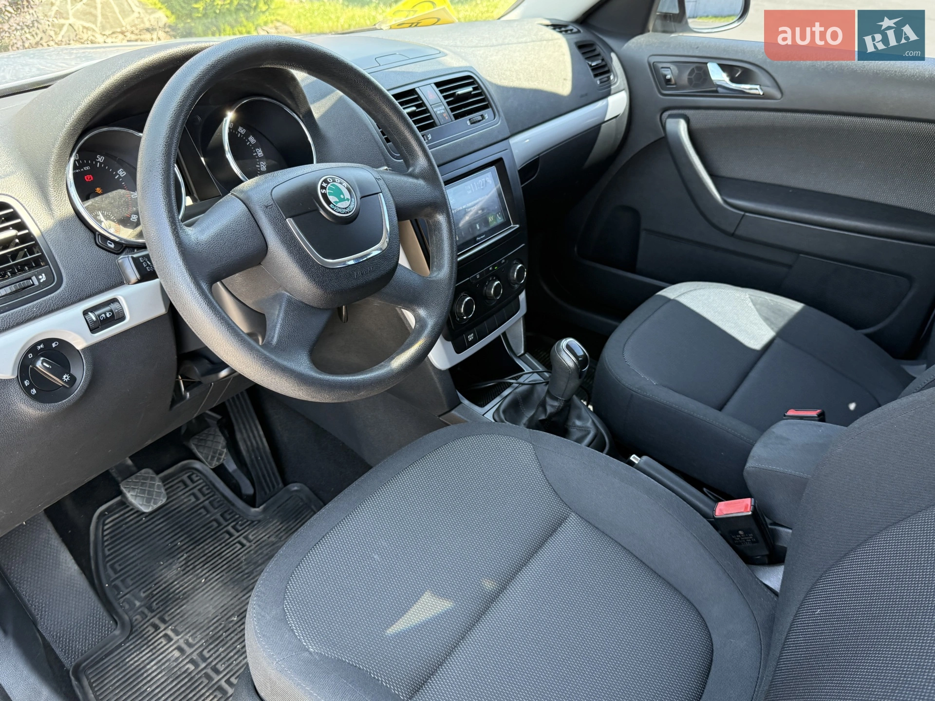 2012 Skoda Yeti - мініатюра 38