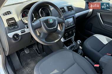 Внедорожник / Кроссовер Skoda Yeti 2012 в 