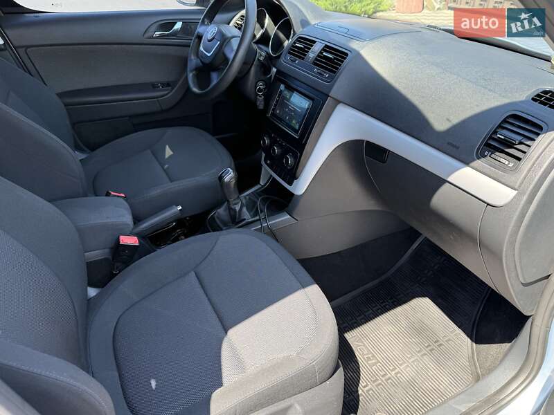 Внедорожник / Кроссовер Skoda Yeti 2012 в Киеве