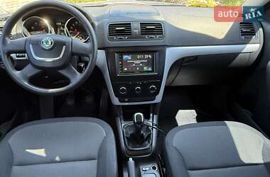 Внедорожник / Кроссовер Skoda Yeti 2012 в 