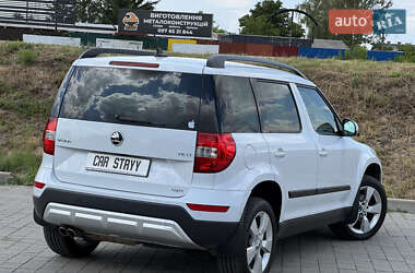 Внедорожник / Кроссовер Skoda Yeti 2016 в 