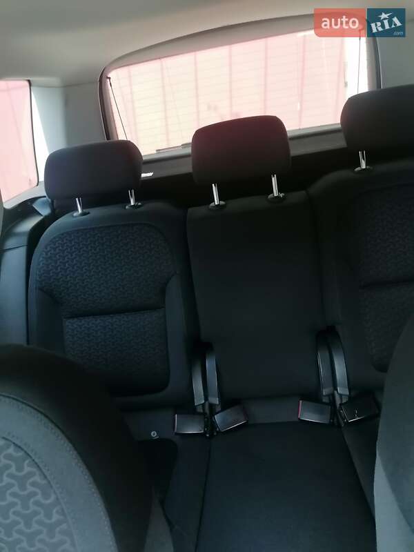 Внедорожник / Кроссовер Skoda Yeti 2011 в Киеве фото 27 Внедорожник / Кроссовер Skoda Yeti 2011 в Киеве