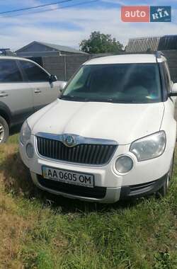 Внедорожник / Кроссовер Skoda Yeti 2011 в Киеве