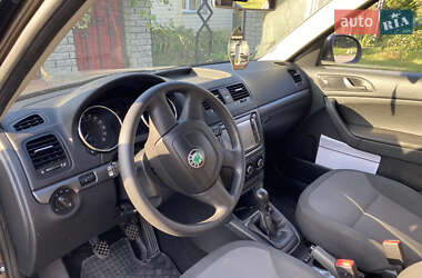 Внедорожник / Кроссовер Skoda Yeti 2013 в 