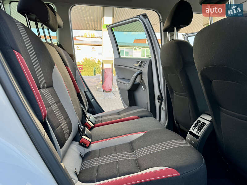 Внедорожник / Кроссовер Skoda Yeti 2015 в Житомире