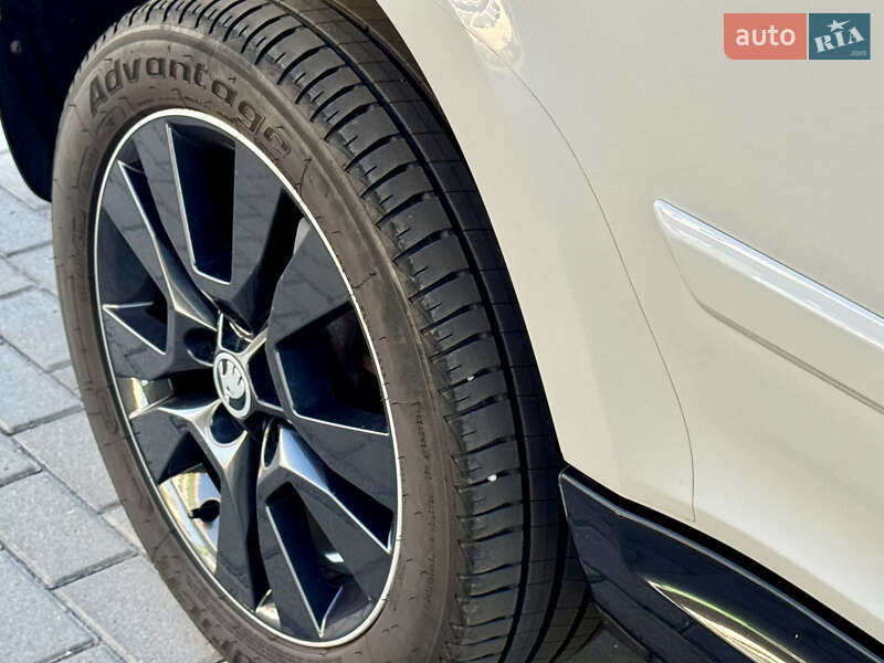 Внедорожник / Кроссовер Skoda Yeti 2015 в Житомире