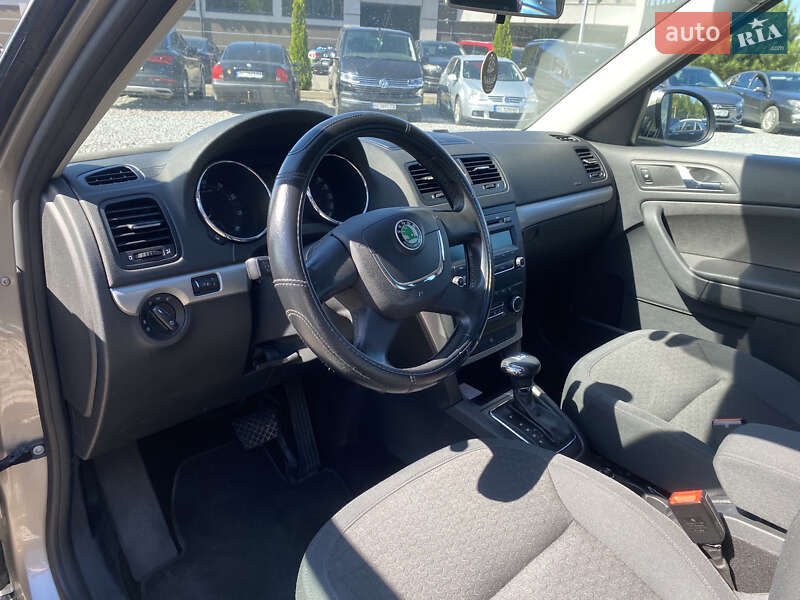 Позашляховик / Кросовер Skoda Yeti 2012 в Львові