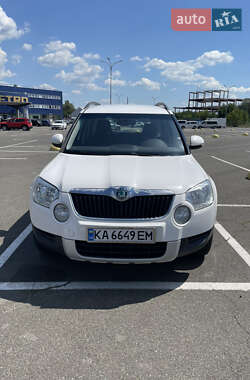 Позашляховик / Кросовер Skoda Yeti 2012 в Києві