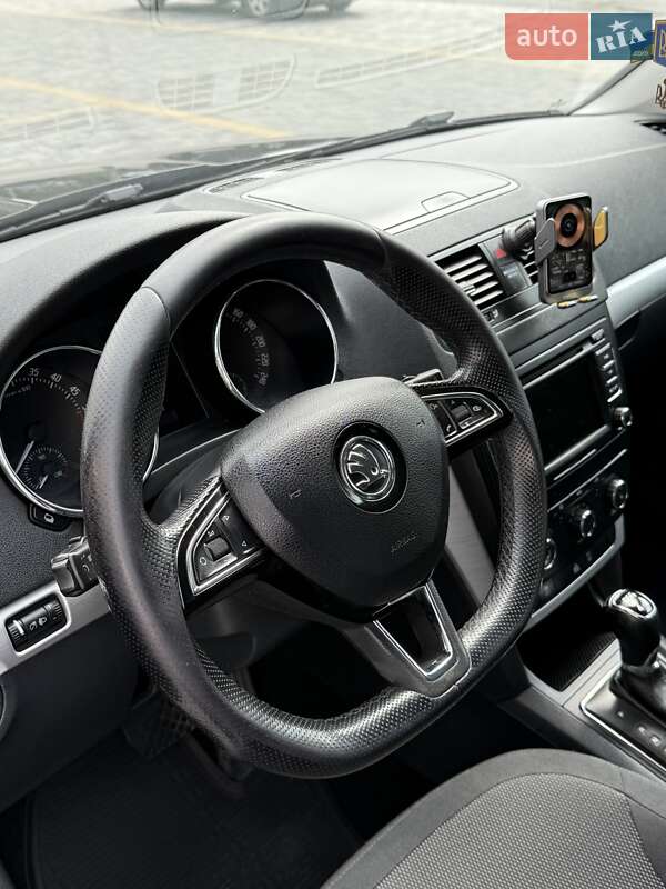 Внедорожник / Кроссовер Skoda Yeti 2014 в Звягеле