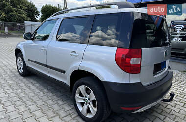 Внедорожник / Кроссовер Skoda Yeti 2013 в 