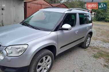 Внедорожник / Кроссовер Skoda Yeti 2009 в 