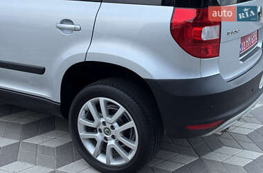 Внедорожник / Кроссовер Skoda Yeti 2010 в 