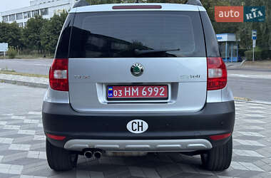 Внедорожник / Кроссовер Skoda Yeti 2010 в 