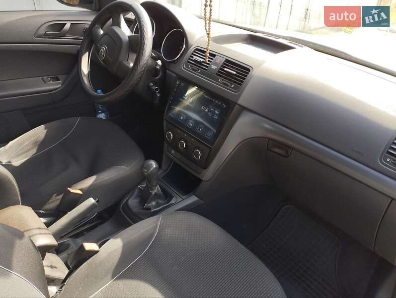 Внедорожник / Кроссовер Skoda Yeti 2012 в Киеве