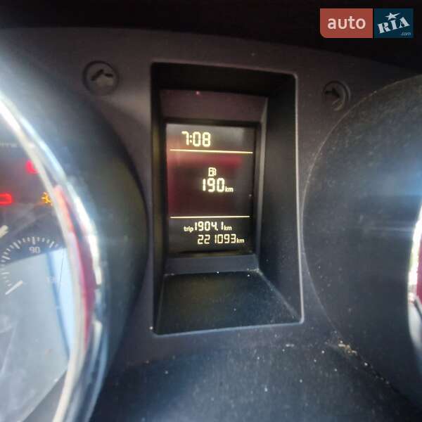 Позашляховик / Кросовер Skoda Yeti 2012 в Хмельницькому фото 15 Позашляховик / Кросовер Skoda Yeti 2012 в Хмельницькому