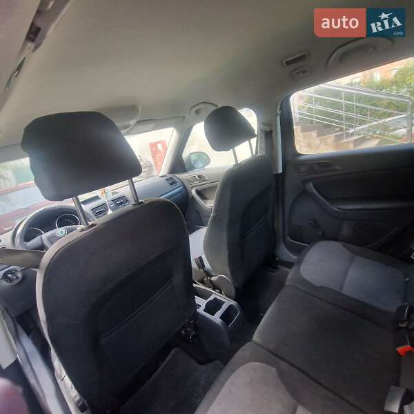 Позашляховик / Кросовер Skoda Yeti 2012 в Хмельницькому фото 16 Позашляховик / Кросовер Skoda Yeti 2012 в Хмельницькому
