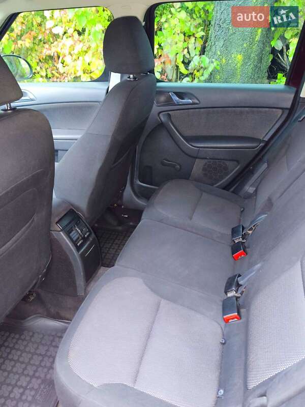 Внедорожник / Кроссовер Skoda Yeti 2010 в Черновцах фото 10 Внедорожник / Кроссовер Skoda Yeti 2010 в Черновцах