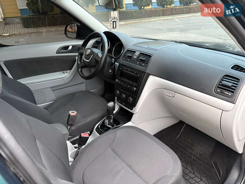 Позашляховик / Кросовер Skoda Yeti 2010 в Кривому Розі
