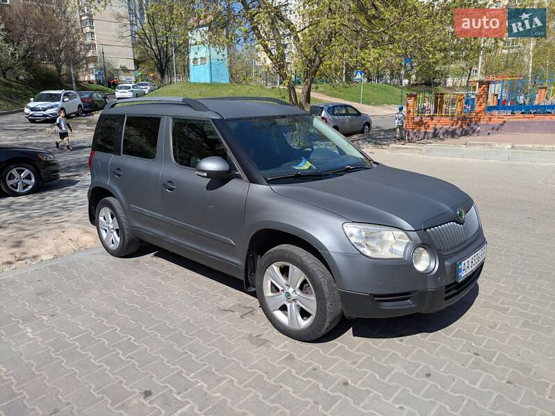Позашляховик / Кросовер Skoda Yeti 2009 в Києві