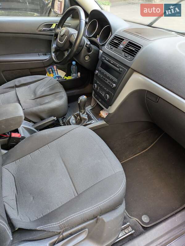 Позашляховик / Кросовер Skoda Yeti 2009 в Києві