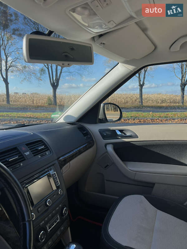 Внедорожник / Кроссовер Skoda Yeti 2010 в Владимире фото 7 Внедорожник / Кроссовер Skoda Yeti 2010 в Владимире