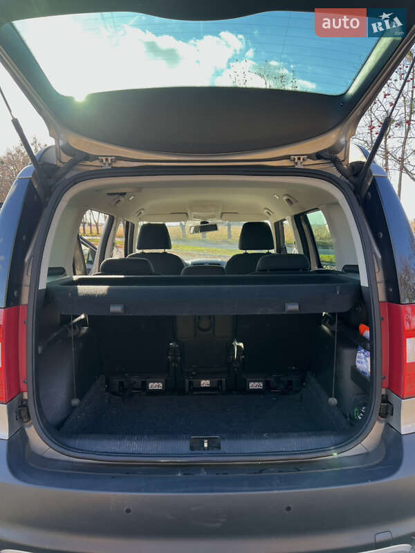 Внедорожник / Кроссовер Skoda Yeti 2010 в Владимире фото 11 Внедорожник / Кроссовер Skoda Yeti 2010 в Владимире