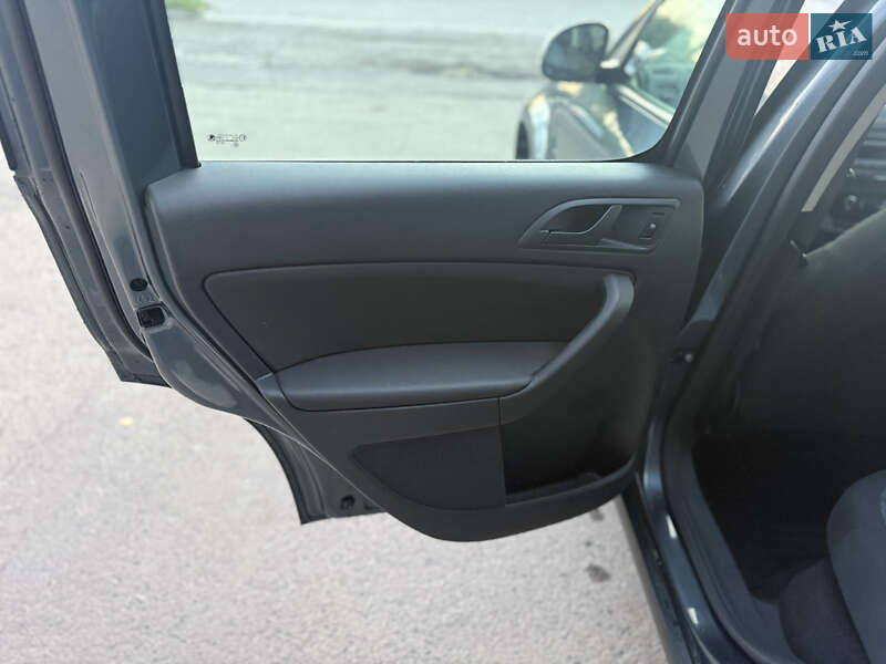 Внедорожник / Кроссовер Skoda Yeti 2014 в Луцке фото 18 Внедорожник / Кроссовер Skoda Yeti 2014 в Луцке