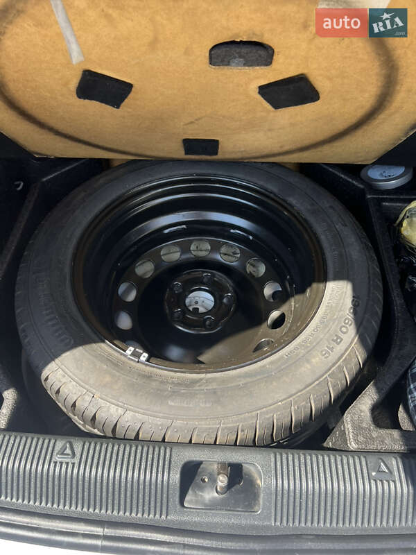 Внедорожник / Кроссовер Skoda Yeti 2013 в Николаеве