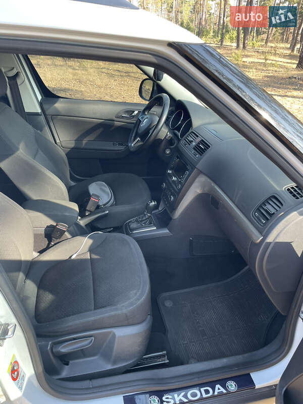 Внедорожник / Кроссовер Skoda Yeti 2014 в Киеве