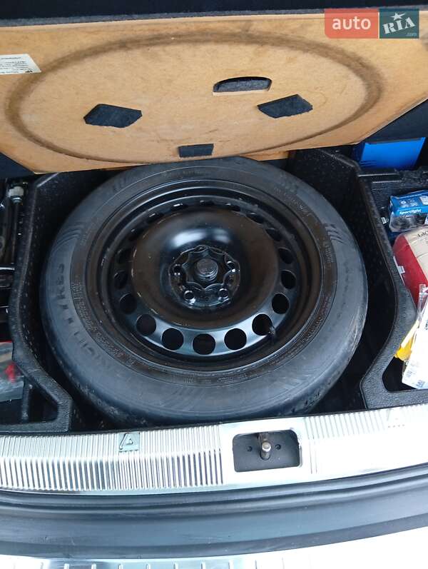 Внедорожник / Кроссовер Skoda Yeti 2010 в Гребенке