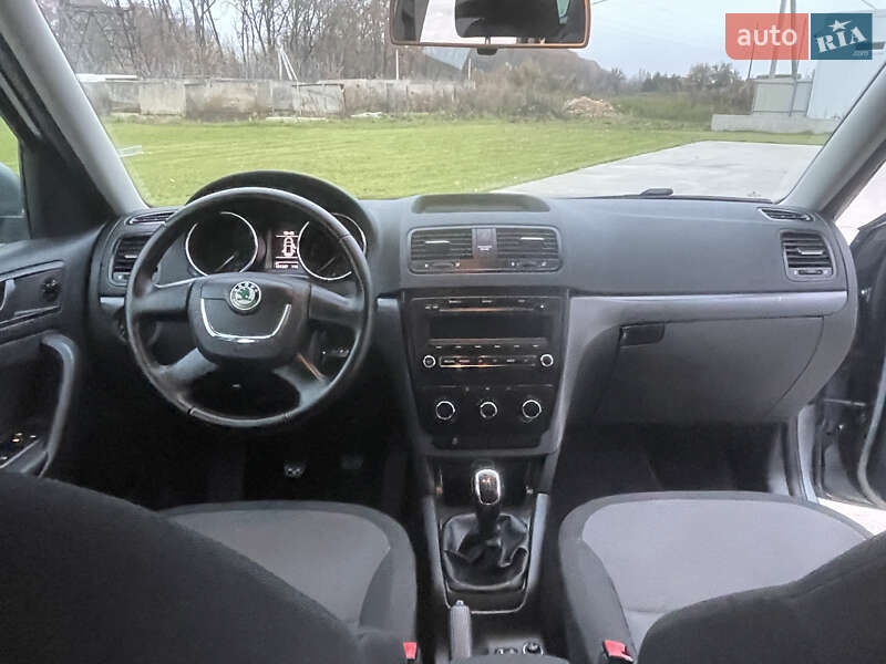 Внедорожник / Кроссовер Skoda Yeti 2011 в Луцке