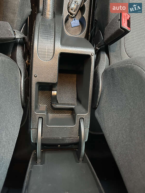 Внедорожник / Кроссовер Skoda Yeti 2011 в Луцке