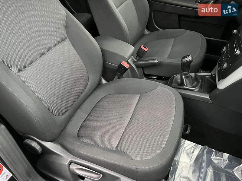 Внедорожник / Кроссовер Skoda Yeti 2012 в Луцке фото 47 Внедорожник / Кроссовер Skoda Yeti 2012 в Луцке