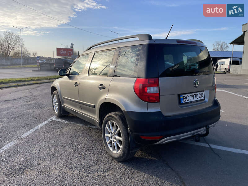 Позашляховик / Кросовер Skoda Yeti 2010 в Львові