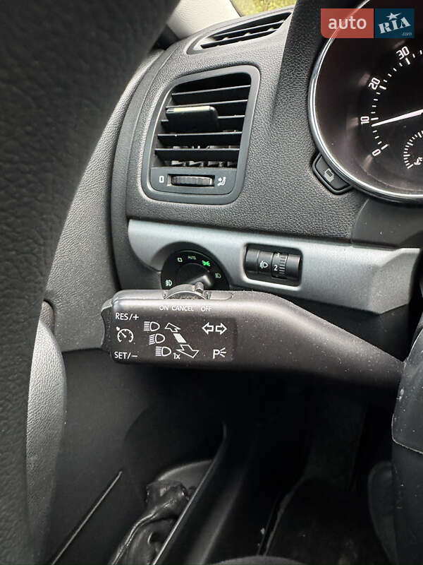 Позашляховик / Кросовер Skoda Yeti 2014 в Сумах фото 52 Позашляховик / Кросовер Skoda Yeti 2014 в Сумах