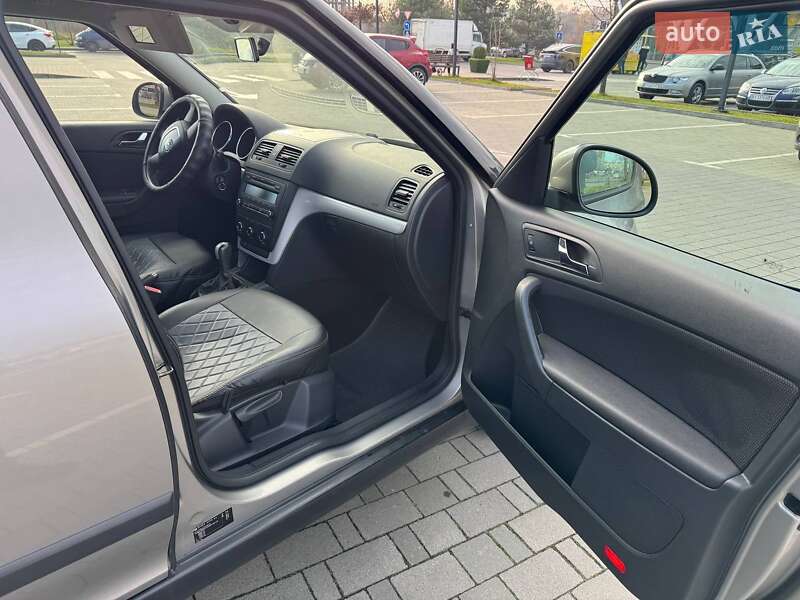 Внедорожник / Кроссовер Skoda Yeti 2009 в Хмельницком
