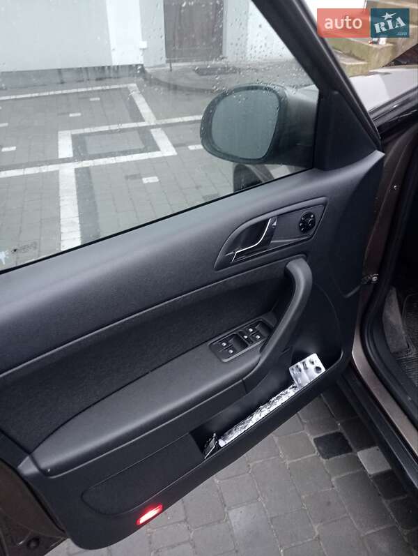 Внедорожник / Кроссовер Skoda Yeti 2011 в Львове