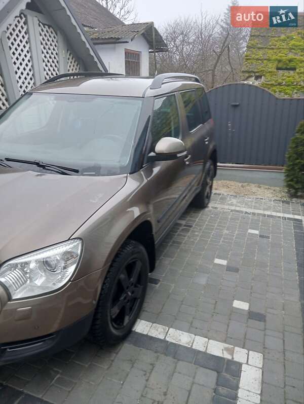 Внедорожник / Кроссовер Skoda Yeti 2011 в Львове