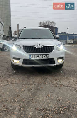 Внедорожник / Кроссовер Skoda Yeti 2016 в Киеве
