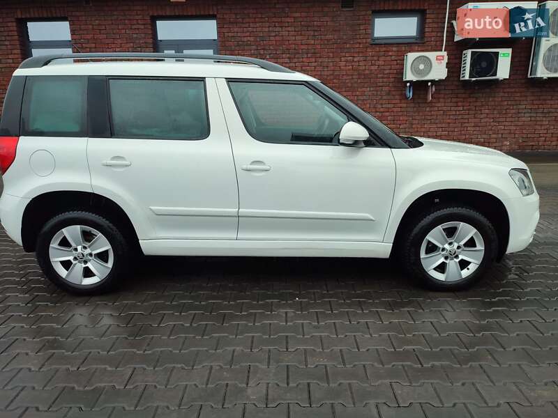 Внедорожник / Кроссовер Skoda Yeti 2014 в Луцке